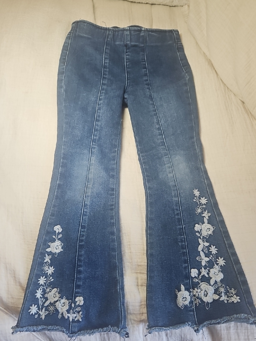 Chelsea & Violet Girls Blue Embroidered Flare Jeans